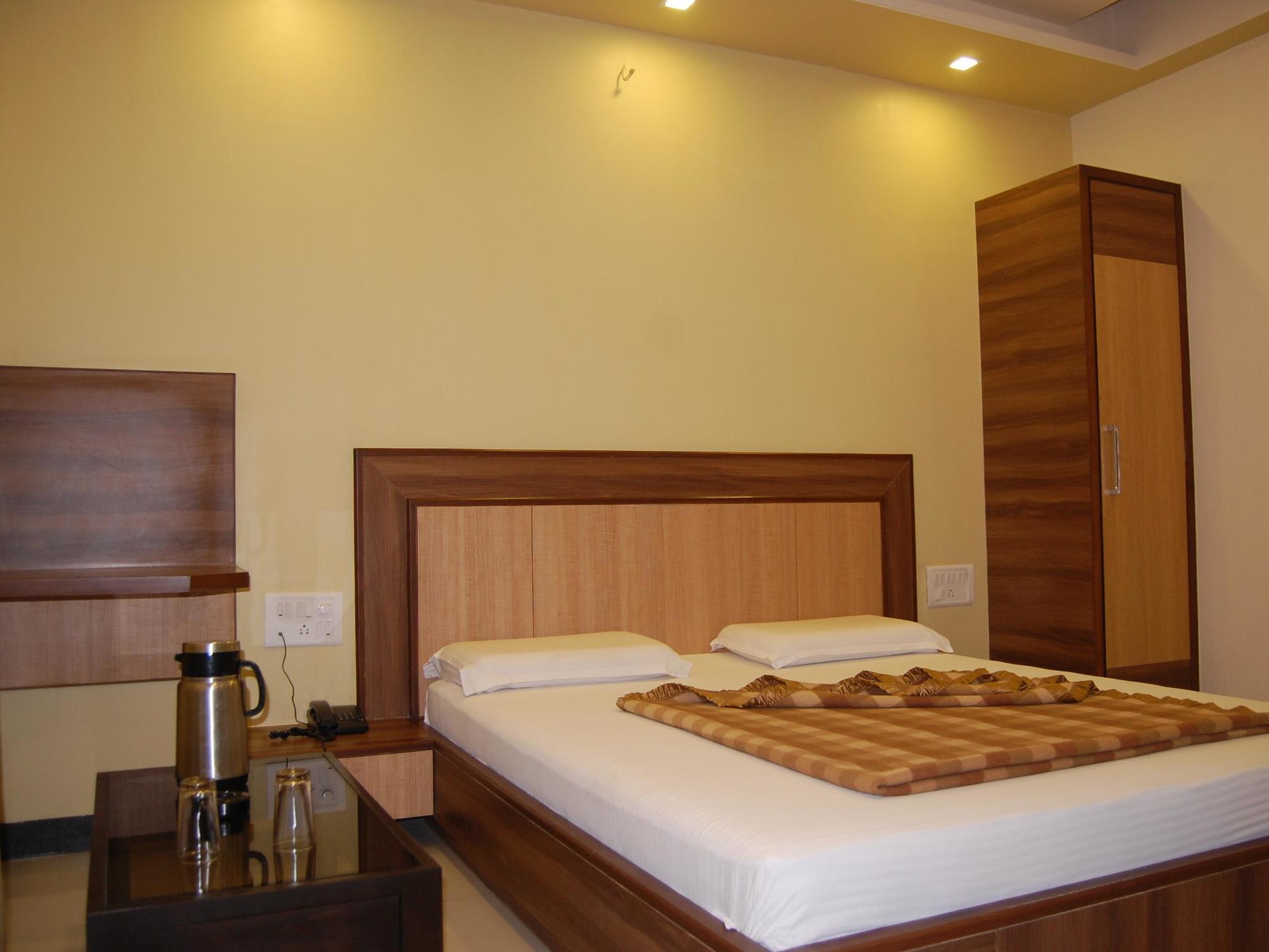 Hotel Shyam Villa Mount Abu Exterior photo